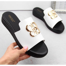 Chanclas de mujer con adorno, blanco Vinceza 73501 4