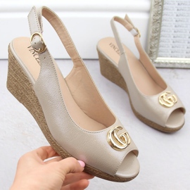 Sandalias cuña mujer con adorno beige Vinceza 58300 3