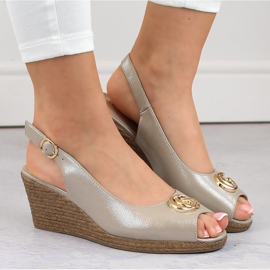 Sandalias cuña mujer con adorno beige Vinceza 58300 5