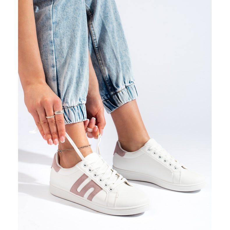 Zapatillas de mujer blancas y rosas. blanco 1