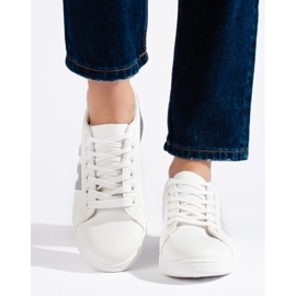 Zapatillas de mujer blancas y plateadas. blanco 1