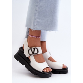 Vinceza Sandalias de Mujer con Cuña y Plataforma Fabricadas en Piel Ecológica, Blanco Triaola 2