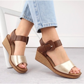 Sandalias cuña mujer con hebilla dorada Sergio Leone SK302 dorado 3