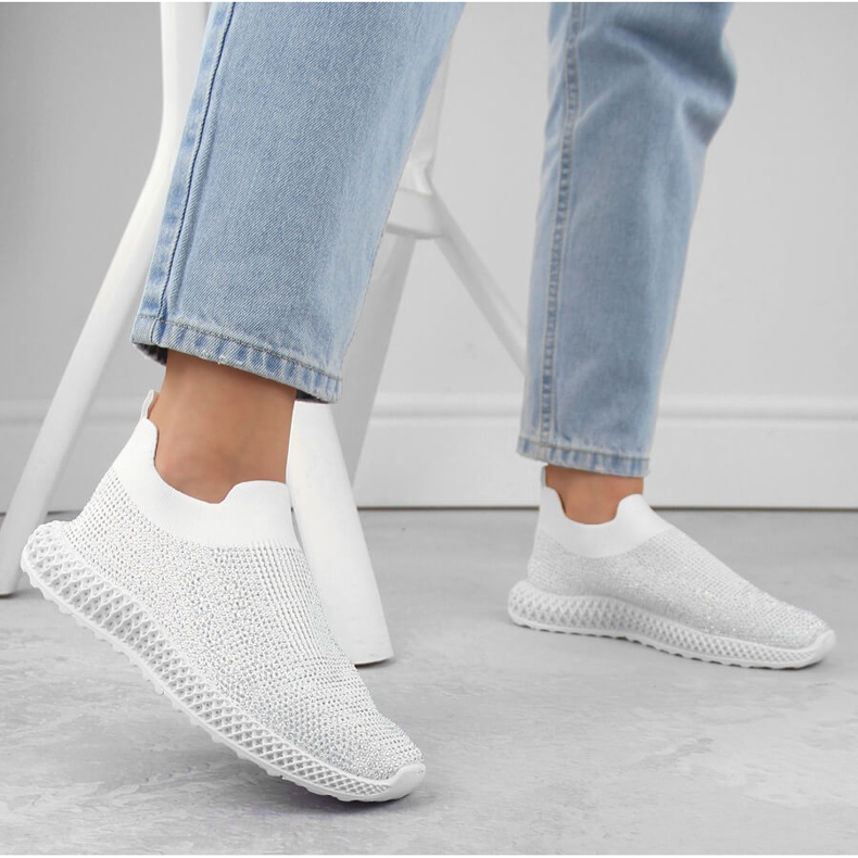 S.Barski Deportivas slip-on de mujer con circonitas blancas D&A TW121 blanco 2 S.Barski Deportivas slip-on de mujer con circonitas blancas D&A TW121 blanco 2