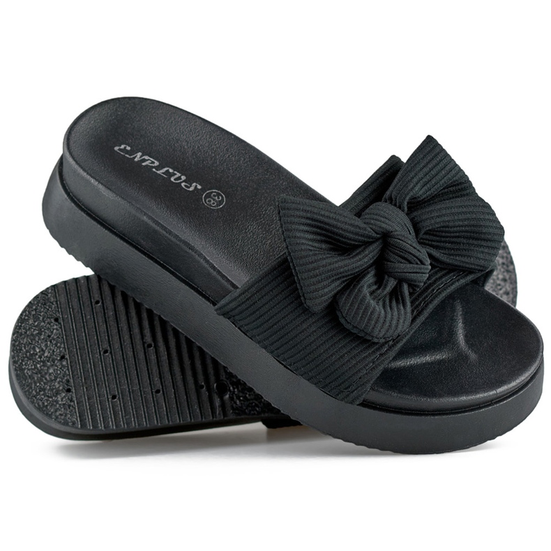Zapatillas de mujer negras con lazo sobre suela gruesa. negro 1