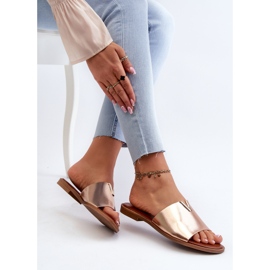 Chanclas de mujer de piel ecológica con tacón plano, dorado Maliha 8