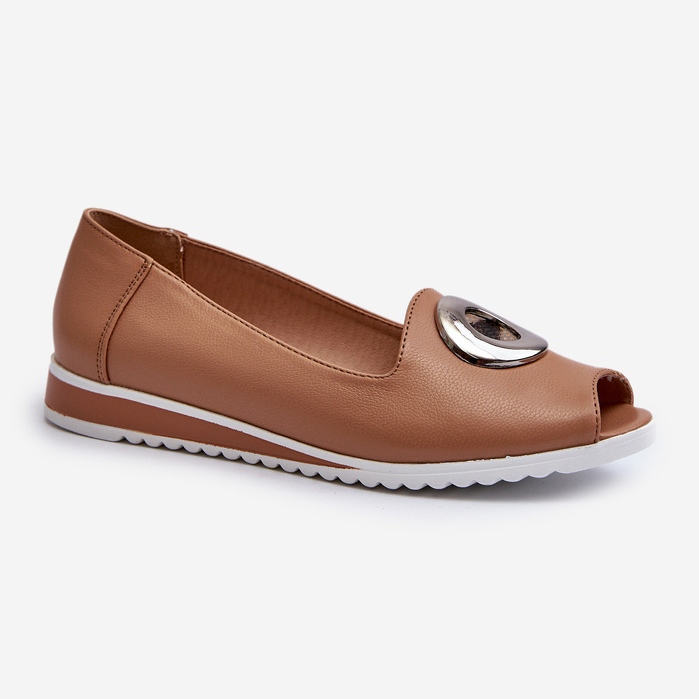 Jezzi Zapatos De Salón De Mujer Con Adorno En Piel Ecológica, Biolita Beige Oscuro 1