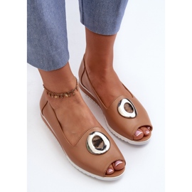 Jezzi Zapatos De Salón De Mujer Con Adorno En Piel Ecológica, Biolita Beige Oscuro 5