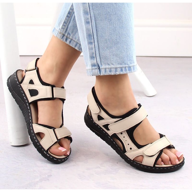 Sandalias cómodas de piel Artiker W HBH77, beige 1