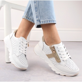 Deportivas de mujer de piel con cuña calada, blanco, T.Sokolski 245 1