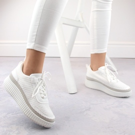 Deportivas mujer plataforma blanco McBraun 23219 2