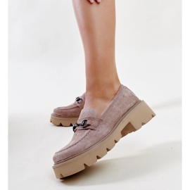 Mocasines de piel beige de Vinceza 3