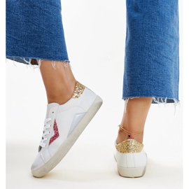 Deportivas blancas con efecto desgastado de Gombola blanco 3