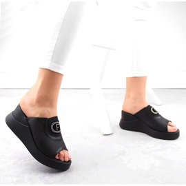 Pantuflas con cuña calada de piel negra de Filippo DK6141 negro 2