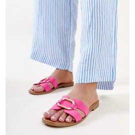 Chanclas rosa oscuro con hebilla de Isana rosado 3