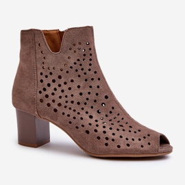 Jezzi Botas De Mujer De Ante Ecológico Calado Con Tacón Alto Y Puntera Abierta Marrón Halania 1 Jezzi Botas De Mujer De Ante Ecológico Calado Con Tacón Alto Y Puntera Abierta Marrón Halania 1