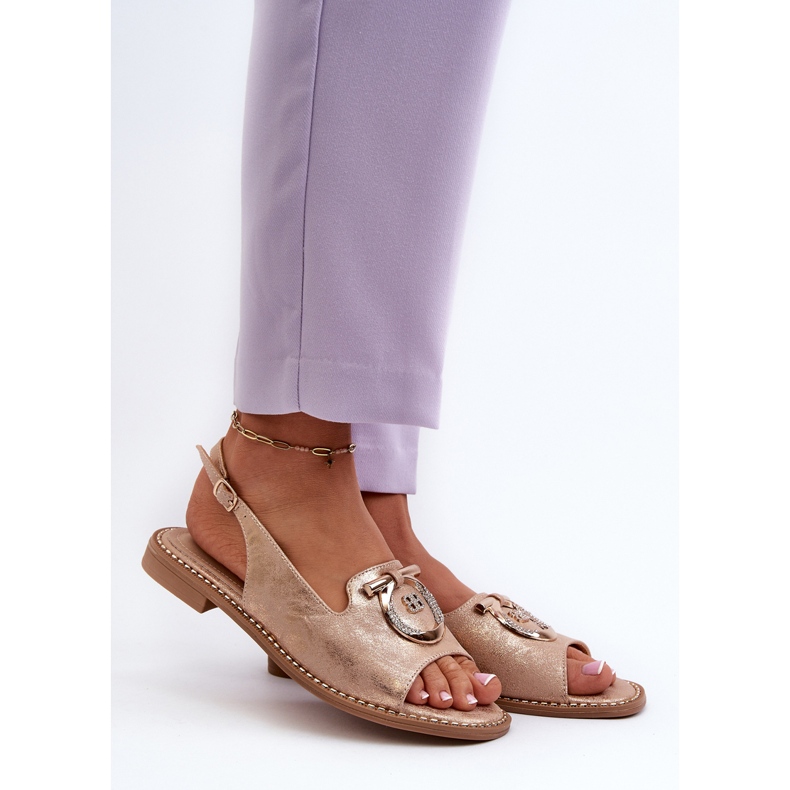 Sandalias de mujer elegantes con decoración dorada en tacones planos, oro rosa S.Barski KV27-053 dorado 2