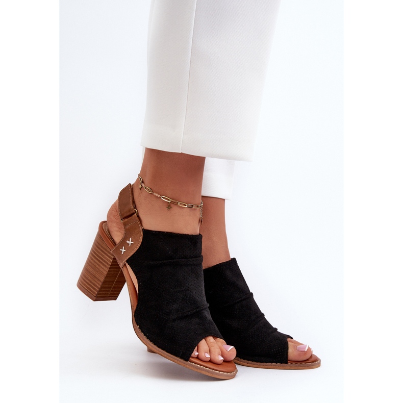 Sandalias Mujer Tacón Alto Calado Negro Rosca 2