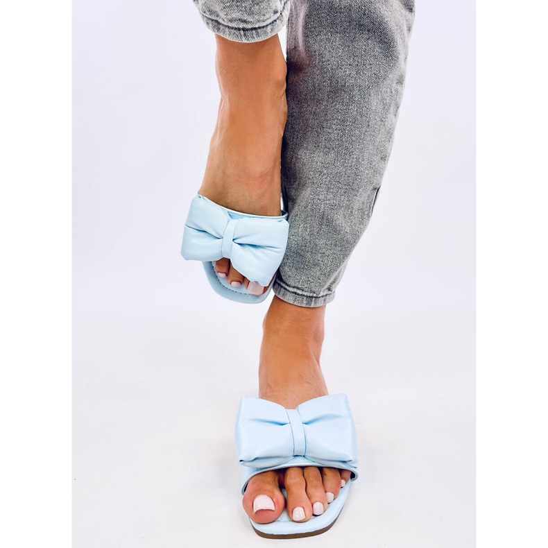 Babuchas Mili Azul con lazo 1