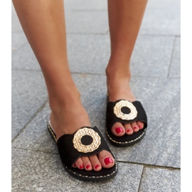Chanclas negras con aplicación de piel de Buenas negro 1