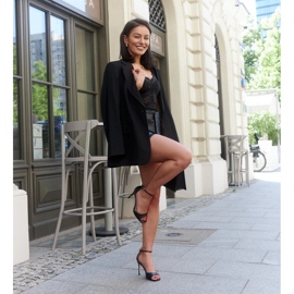 Sandalias Askern de piel ecológica con tacón negro 1