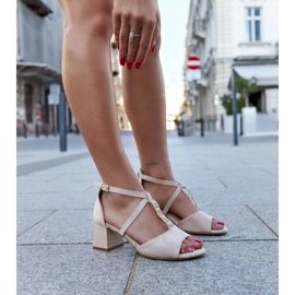 Sandalias de tacón con plantilla de piel Yakoota beige 1