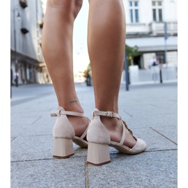 Sandalias de tacón con plantilla de piel Yakoota beige 3