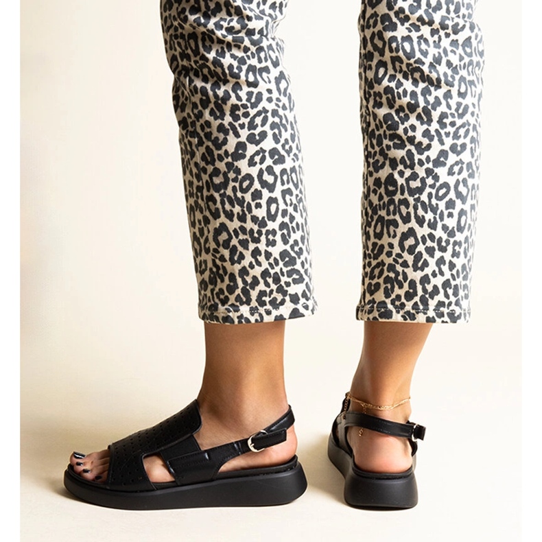 Sandalias negras con pala calada Imogne negro 1 Sandalias negras con pala calada Imogne negro 1