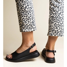 Sandalias negras con suela gruesa Hamond. negro 1
