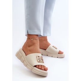 Chanclas Mujer De Piel Con Adorno Dorado Sobre Cuña Vinceza 41444 Beige 3