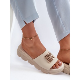 Chanclas Mujer De Piel Con Adorno Dorado Sobre Cuña Vinceza 41444 Beige 7