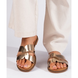 Chanclas doradas elegantes para mujer. dorado 3
