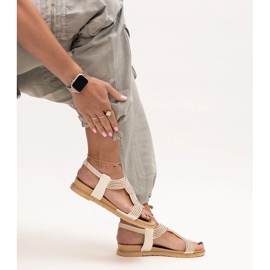 Sandalias beige claro decoradas con circonitas Gairsa 1