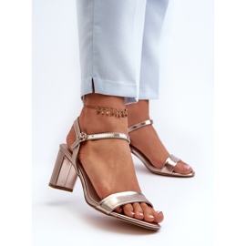 Sandalias de tacón alto Glindra color champán dorado 3