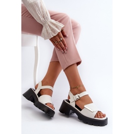 Sandalias de Mujer Fabricadas en Piel Ecológica con Tacón Alto y Plataforma Vinceza 36257 Blanco 7