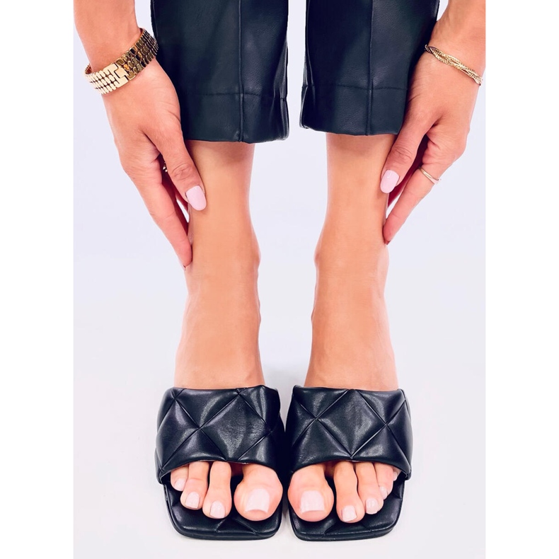 Babucha tacón ancho Helen Negro 1