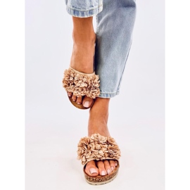 Mules de cuña con estampado floral en beige Minass 2