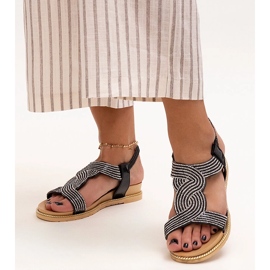 Sandalias negras decoradas con circonitas Gairsa negro 1