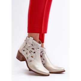 Botines de Piel Calada Lewski Shoes 3170/2 Caucho Dorado 2
