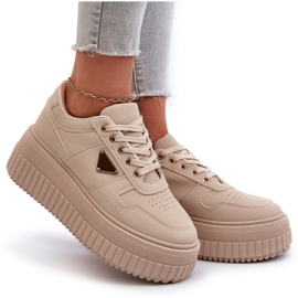 Zapatillas de mujer Chrisstin beige confeccionadas en piel ecológica con plataforma enorme 10
