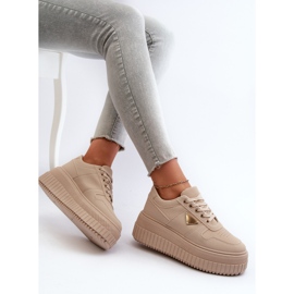 Zapatillas de mujer Chrisstin beige confeccionadas en piel ecológica con plataforma enorme 9