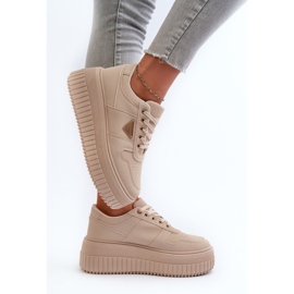 Zapatillas de mujer Chrisstin beige confeccionadas en piel ecológica con plataforma enorme 6