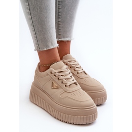 Zapatillas de mujer Chrisstin beige confeccionadas en piel ecológica con plataforma enorme 7