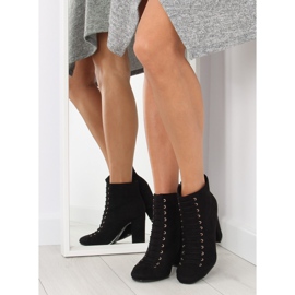 Tacones negros de ante negro 2