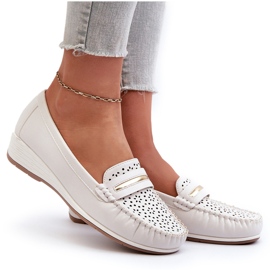 Mocasines de mujer con estampado calado en piel ecológica, blanco polvoriento Nassnema 9