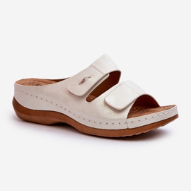 Chanclas Ligeras para Mujer en Piel Ecológica Plata Frellia 1 Chanclas Ligeras para Mujer en Piel Ecológica Plata Frellia 1