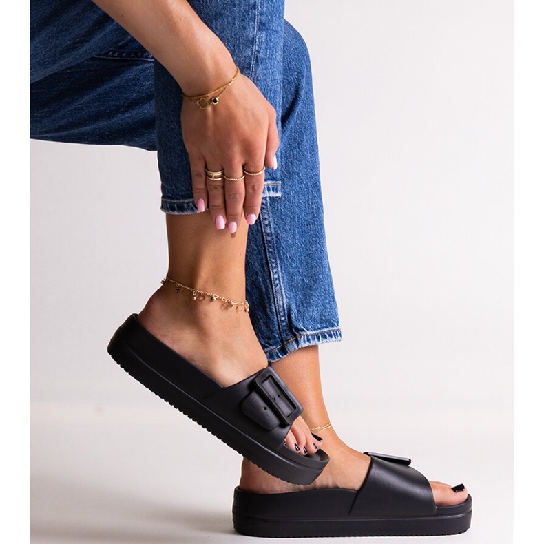 Chanclas negras Big Star NN274A662 906 negro 1