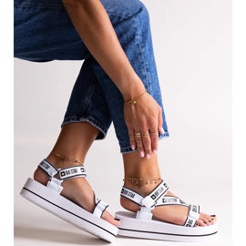 Sandalias plataforma blancas Big Star NN274A526 blanco 2
