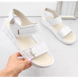 Sandalias mujer cómodas de piel con velcro, blanco Helios 136.188 1 Sandalias mujer cómodas de piel con velcro, blanco Helios 136.188 1