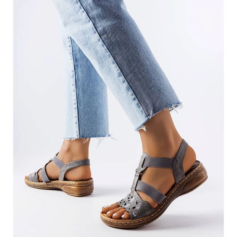 Evento Sandalias deportivas grises con pedrería de Rossignol 1